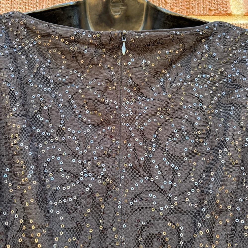 LONDON TIMES Sequin Lace Top Split Leg Jumpsuit in Black Size 8 - Picture 4 of 10